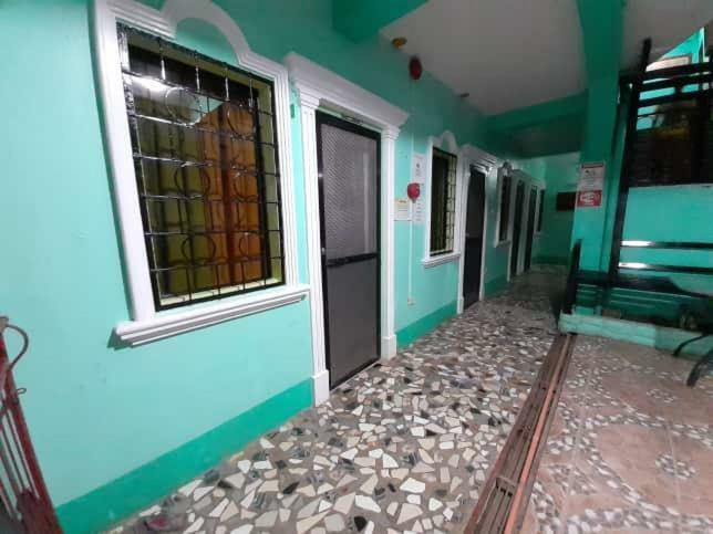 Maritonies Place โกรอน ภายนอก รูปภาพ